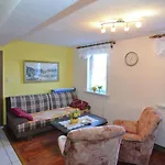 Forest Escape With Garden Apartament *