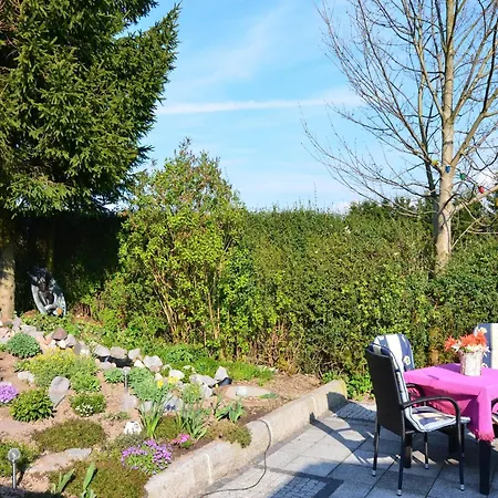 In With Garden Apartment Neustadt am Rennsteig