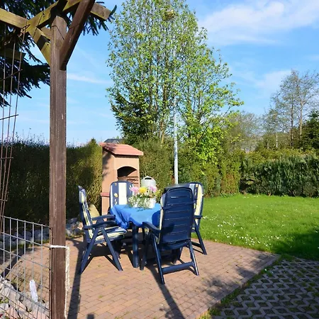 In With Garden Apartment *