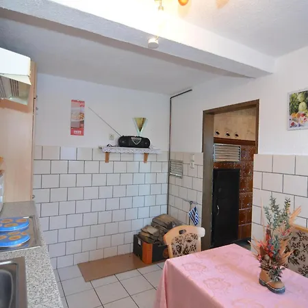 Apartment In With Garden *