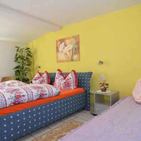 Apartment Forest Escape With Garden