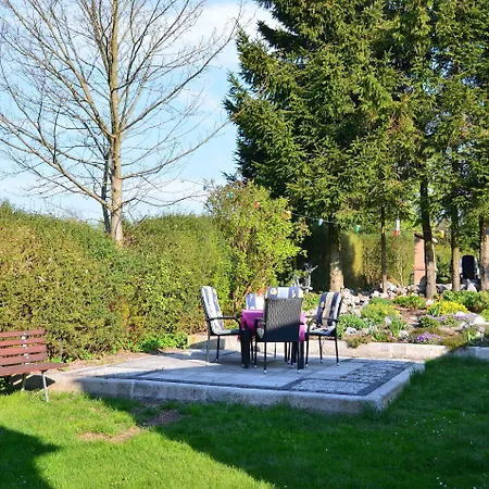 Apartment Forest Escape With Garden Neustadt am Rennsteig