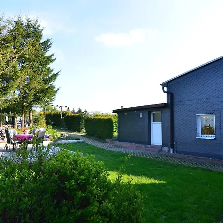 Apartment Forest Escape With Garden