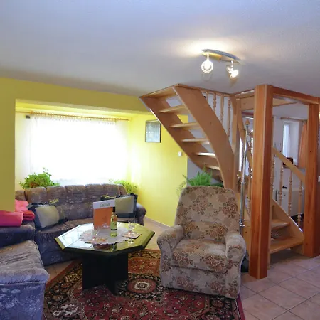 Apartment Forest Escape With Garden *
