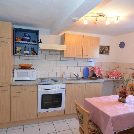 Forest Escape With Garden Neustadt am Rennsteig