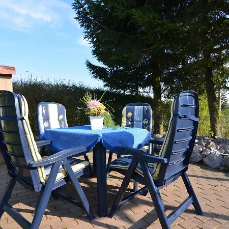 Apartamento Forest Escape With Garden *