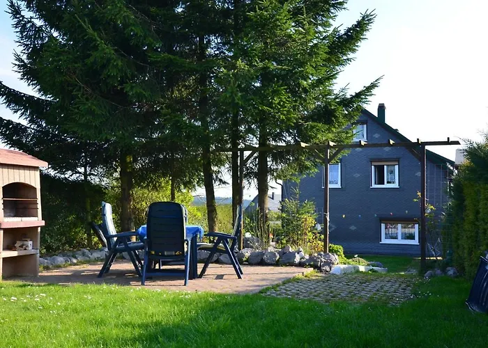 Forest Escape With Garden Daire *