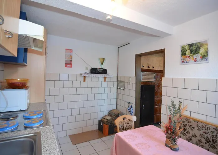 Daire Forest Escape With Garden *