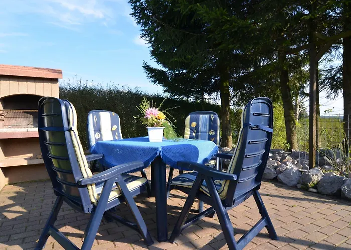 Forest Escape With Garden Daire *